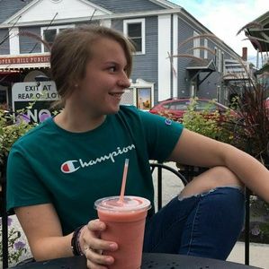 Meet your Posher, Maryruth